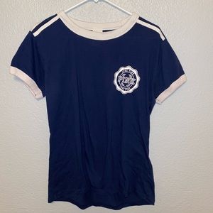 pink t-shirt (navy blue)